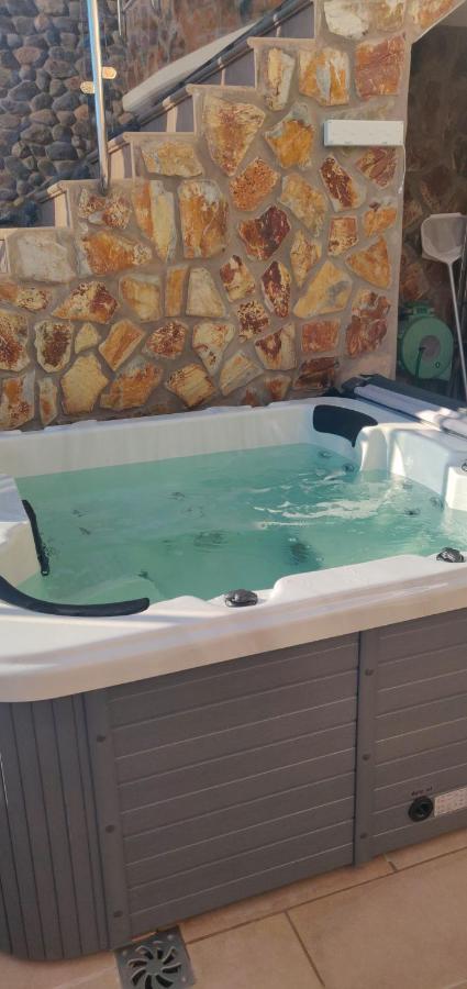 Casa Holmston, Duplex Villa With Hot Tub In Anfi Tauro Topaz Mogán 外观 照片